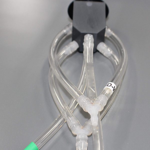 Chemically Inert Tubing with Y-Fittings Connected to a Microfluific Manifold