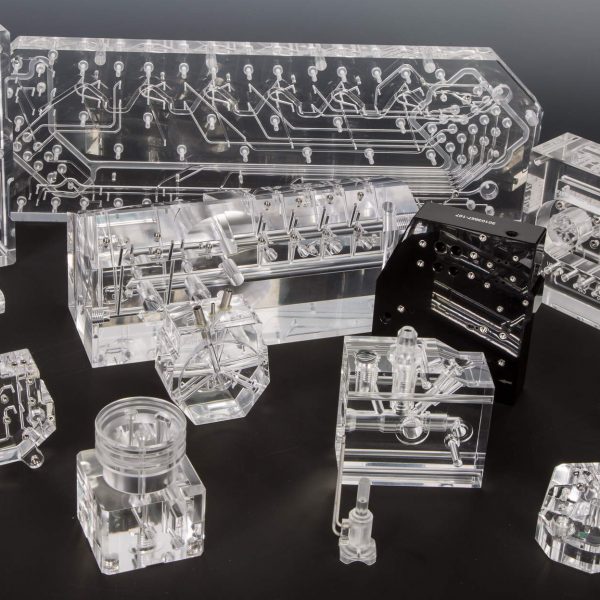 Acrylic Diffusion Bonded Manifolds with Fluidic & Microfluidic Pathways Used in IVD Instruments